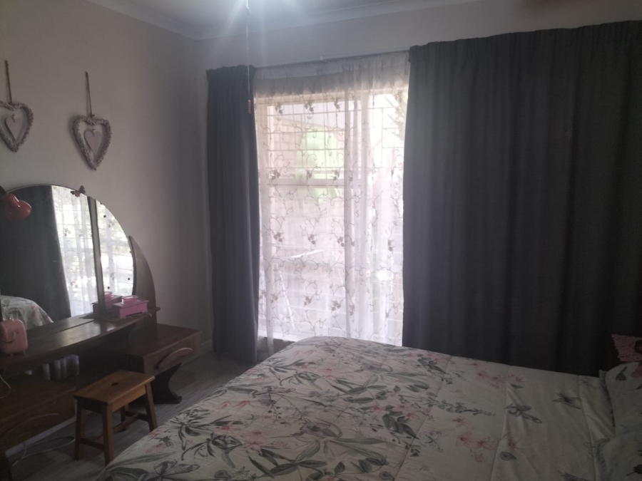 To Let 3 Bedroom Property for Rent in Pellissier Free State